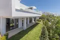 Haus 5 Schlafzimmer 440 m² Dos Hermanas, Spanien