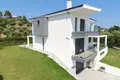 4 bedroom house 200 m² Nea Skioni, Greece