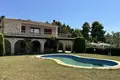 7 bedroom villa 300 m² Agia Paraskefi, Greece