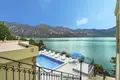 Villa de 7 dormitorios 897 m² Kotor, Montenegro