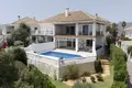 Haus 4 Schlafzimmer 391 m² Dos Hermanas, Spanien