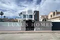4 bedroom Villa 407 m² Torrevieja, Spain