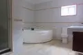 Дом 4 спальни  Аккра, Гана