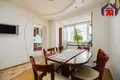 Mieszkanie 4 pokoi 82 m² Mińsk, Białoruś