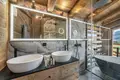 Chalet 5 bedrooms  in Megeve, France