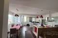 Квартира 2 комнаты 140 м² Тирана, Албания