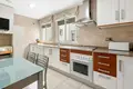 Mieszkanie 3 pokoi 109 m² Torrevieja, Hiszpania