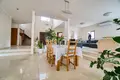 5 bedroom house 350 m² Konia, Cyprus