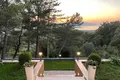 4 bedroom Villa 480 m² Skaljari, Montenegro