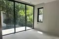 Mieszkanie 3 pokoi 320 m² Si Sunthon, Tajlandia
