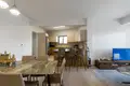 Mieszkanie 2 pokoi 95 m² Jermasoja, Cypr