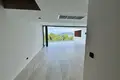 2 bedroom condo 178 m² Pa Tong, Thailand