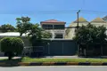 Propiedad comercial 5 habitaciones 300 m² en Khan Chroy Changvar, Camboya