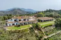 Villa de 7 dormitorios 1 254 m² Marbella, Španjolska