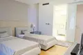 De inversiones 242 m² en Rafailovici, Montenegro