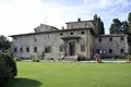 Willa 54 pokoi 1 550 m² Unione Montana dei Comuni del Mugello, Włochy