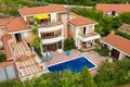4-Schlafzimmer-Villa 450 m² Kavac, Montenegro