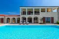 Willa 3 pokoi 250 m² Grad Porec, Chorwacja