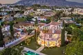5 bedroom house 722 m² San Pedro Alcantara, Spain