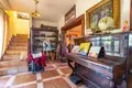 Haus 5 Schlafzimmer 258 m² Dos Hermanas, Spanien