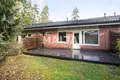 Mieszkanie 3 pokoi 73 m² Kirkkonummi, Finlandia
