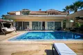 4 bedroom Villa 450 m² Kemer, Turkey