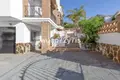 Haus 5 Schlafzimmer 317 m² Dos Hermanas, Spanien