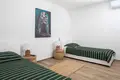 Дом 3 спальни 230 м² община Медулин, Хорватия
