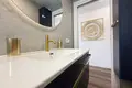Mieszkanie 3 pokoi 100 m² Torrevieja, Hiszpania