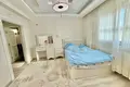 Квартира 5 комнат 220 м² Мезитли, Турция