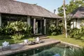 Wohnung 9 Schlafzimmer 567 m² Kemenuh, Indonesien
