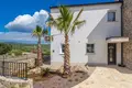 Hotel 420 m² in Omisalj, Croatia