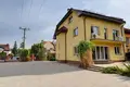 Dom 12 pokojów 298 m² Warszawa, Polska