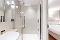 3 bedroom apartment 105 m² in London, United Kingdom