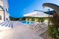 Casa 5 habitaciones 425 m² Opcina Sukosan, Croacia