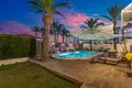 Willa 4 pokoi 141 m² Torrevieja, Hiszpania