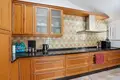 Haus 4 Schlafzimmer 250 m² Dos Hermanas, Spanien