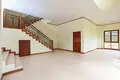 Вилла 3 спальни 350 м² Чалонг, Таиланд