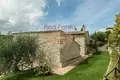 Villa de 6 habitaciones 1 100 m² Perugia, Italia