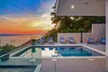 4 bedroom house 375 m² Grad Omis, Croatia