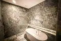 2 bedroom apartment 178 m² Bangkok, Thailand