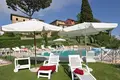 House 14 bedrooms 1 860 m² La Scala, Italy