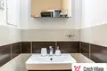 Mieszkanie 3 pokoi 80 m² Miasto Stołeczne Praga, Czechy