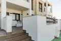 Mieszkanie 4 pokoi 71 m² Torrevieja, Hiszpania