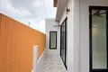 3 bedroom apartment  Si Sunthon, Thailand