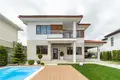 Haus 5 zimmer 200 m² Lymanka, Ukraine