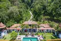 Villa 8 Schlafzimmer 1 600 m² Wichit, Thailand
