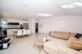 Mieszkanie 2 pokoi 360 m² Kestel, Turcja