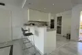 Mieszkanie 2 pokoi 106 m² Marbella, Hiszpania