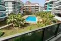 Mieszkanie 4 pokoi 160 m² Obakoy, Turcja